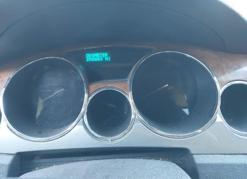 Photo 7 of 2011 Buick Enclave 1XL (VIN 5GAKRBED8BJ303936)