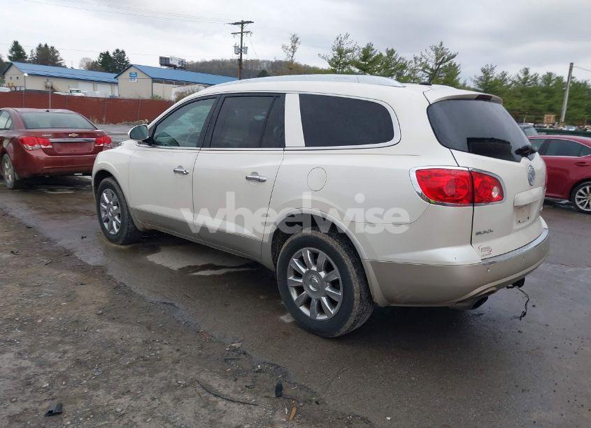 Photo 3 of 2011 Buick Enclave 1XL (VIN 5GAKRBED8BJ315116)