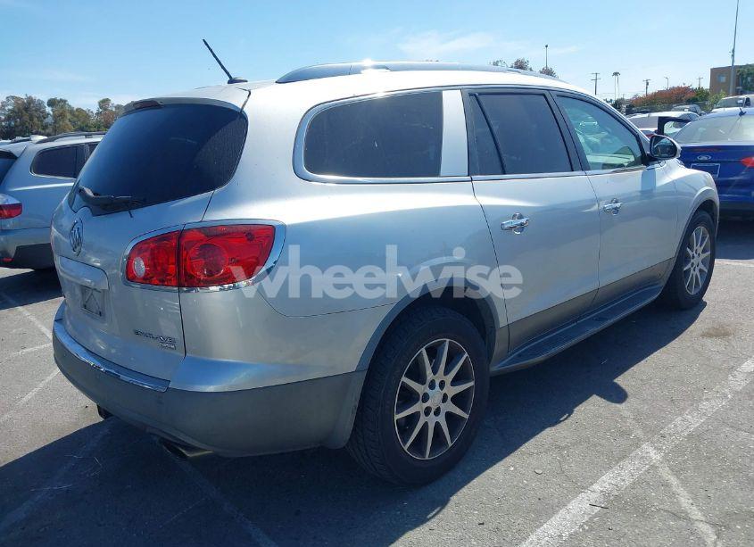 Photo 4 of 2011 Buick Enclave 1XL (VIN 5GAKRBED8BJ403129)