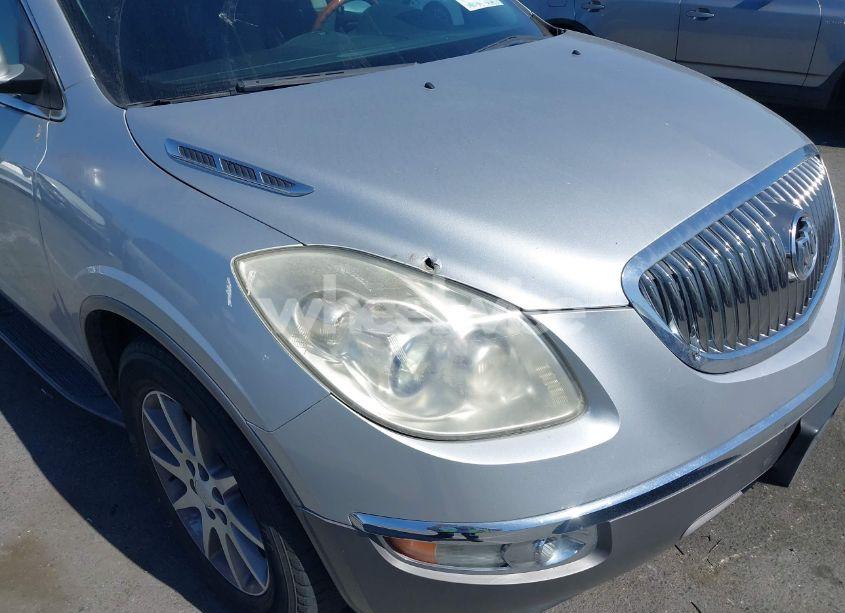 Photo 6 of 2011 Buick Enclave 1XL (VIN 5GAKRBED8BJ403129)