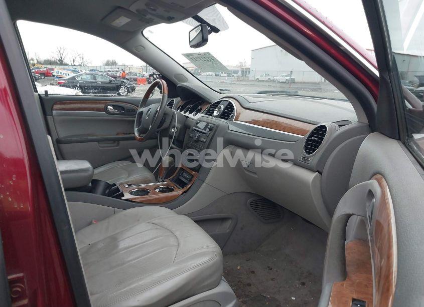 Photo 5 of 2011 Buick Enclave 1XL (VIN 5GAKRBED9BJ110436)