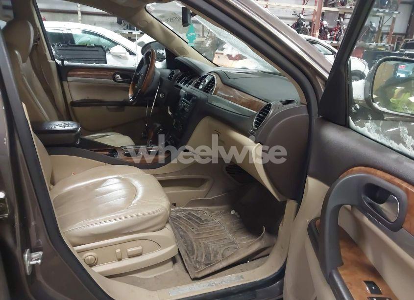 Photo 5 of 2011 Buick Enclave 1XL (VIN 5GAKRBED9BJ151102)