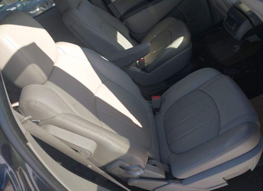 Photo 16 of 2011 Buick Enclave 1XL (VIN 5GAKRBEDXBJ236501)