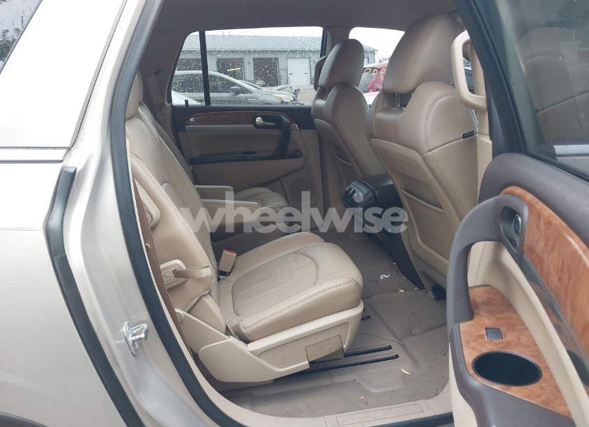 Photo 8 of 2011 Buick Enclave 1XL (VIN 5GAKRBEDXBJ401415)