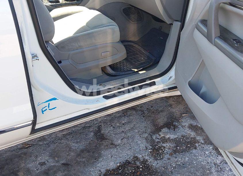 Photo 6 of 2013 Buick Enclave CONVENIENCE (VIN 5GAKRBKD0DJ122109)