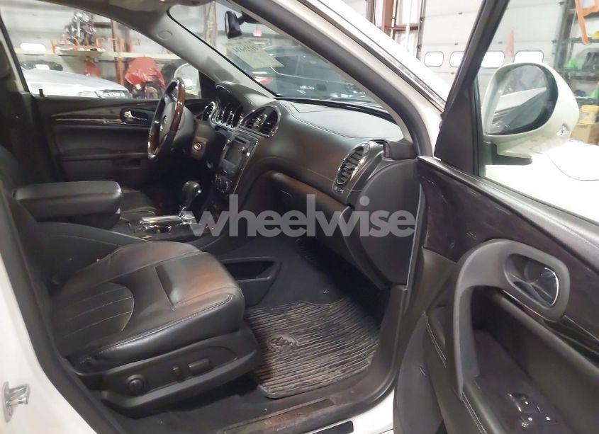 Photo 5 of 2015 Buick Enclave LEATHER (VIN 5GAKRBKD0FJ275592)