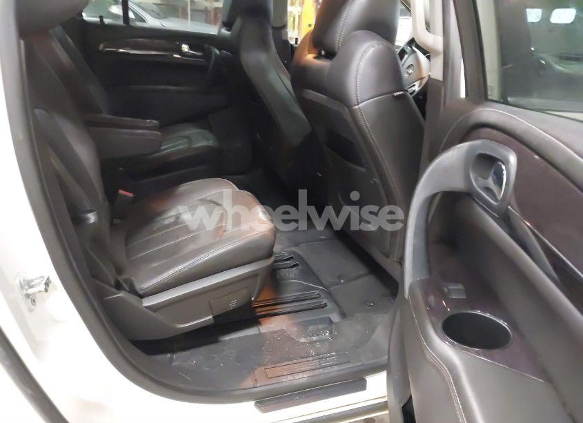 Photo 8 of 2015 Buick Enclave LEATHER (VIN 5GAKRBKD0FJ275592)