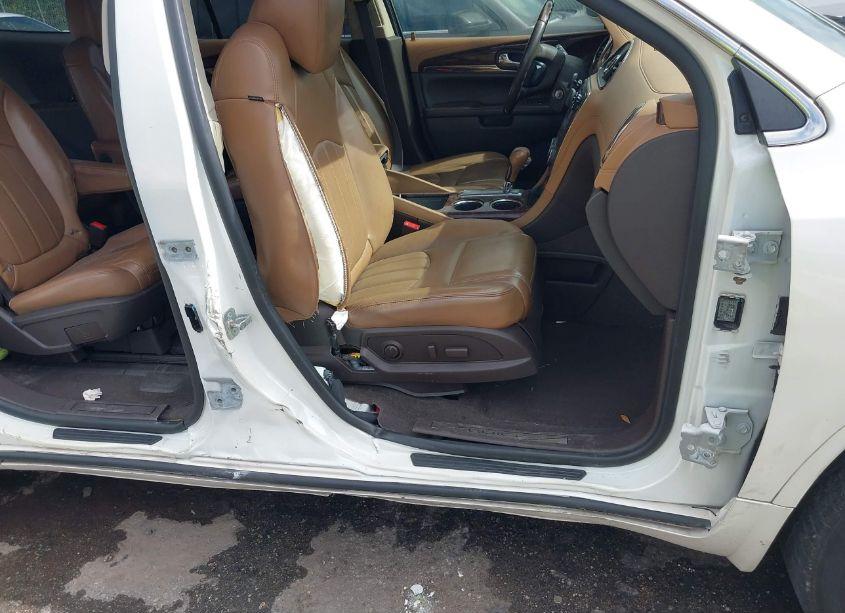 Photo 6 of 2014 Buick Enclave LEATHER (VIN 5GAKRBKD1EJ270495)