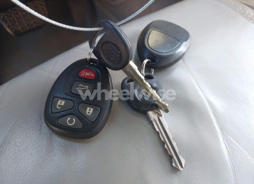 Photo 11 of 2015 Buick Enclave LEATHER (VIN 5GAKRBKD4FJ160655)