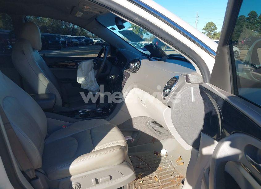 Photo 5 of 2015 Buick Enclave LEATHER (VIN 5GAKRBKD4FJ160655)