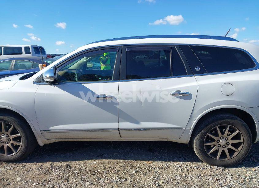 Photo 14 of 2016 Buick Enclave LEATHER (VIN 5GAKRBKD4GJ316016)