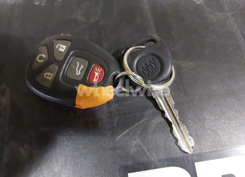 Photo 11 of 2015 Buick Enclave LEATHER (VIN 5GAKRBKD6FJ175111)