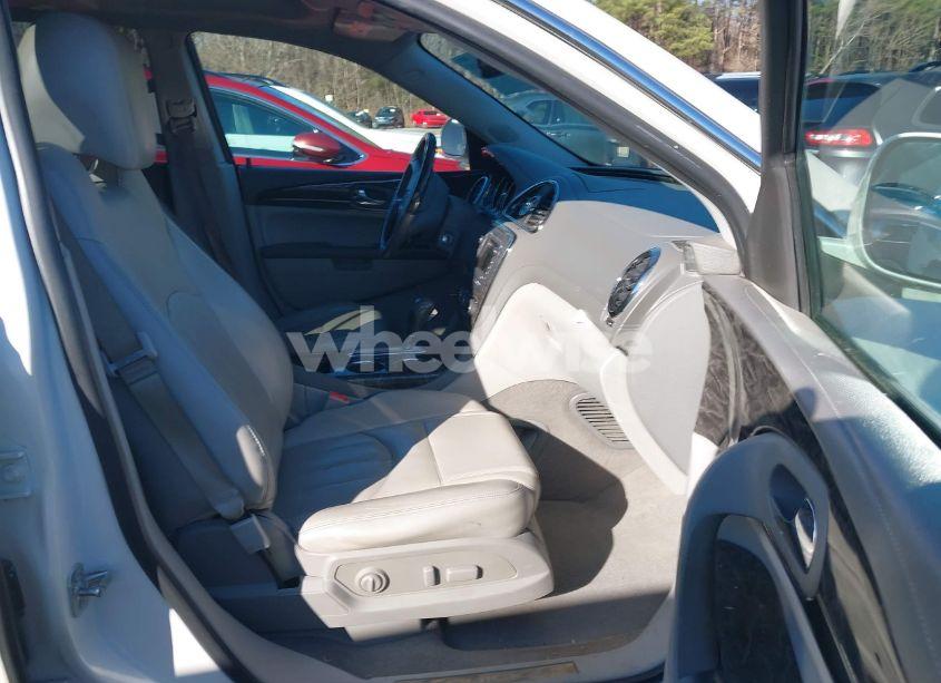 Photo 5 of 2014 Buick Enclave LEATHER (VIN 5GAKRBKD9EJ106041)