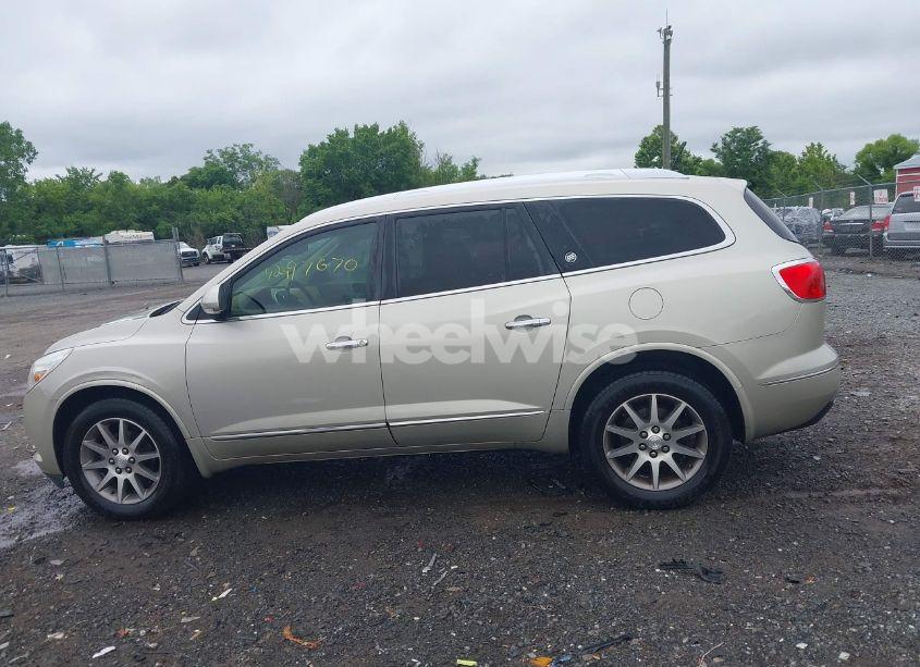 Photo 14 of 2017 Buick Enclave LEATHER (VIN 5GAKRBKDXHJ120812)