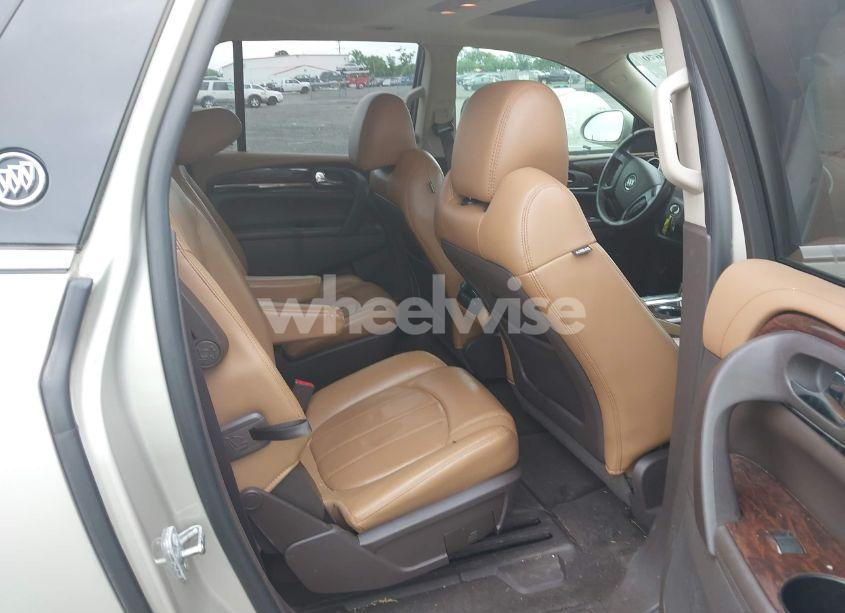 Photo 8 of 2017 Buick Enclave LEATHER (VIN 5GAKRBKDXHJ120812)