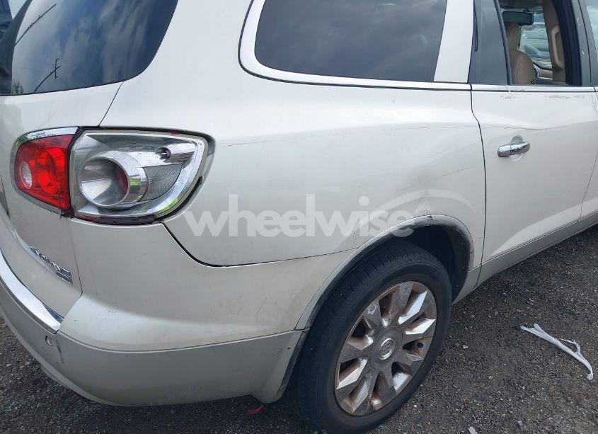 Photo 6 of 2011 Buick Enclave 2XL (VIN 5GAKRCED0BJ335589)