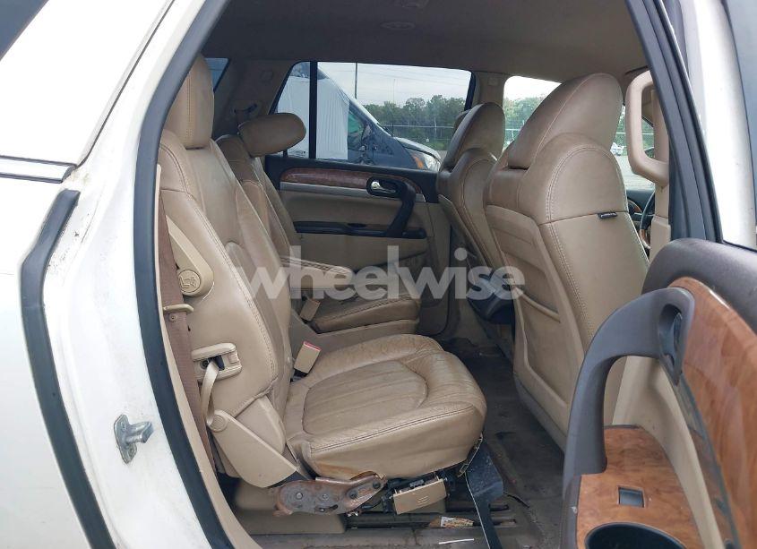 Photo 8 of 2011 Buick Enclave 2XL (VIN 5GAKRCED0BJ335589)
