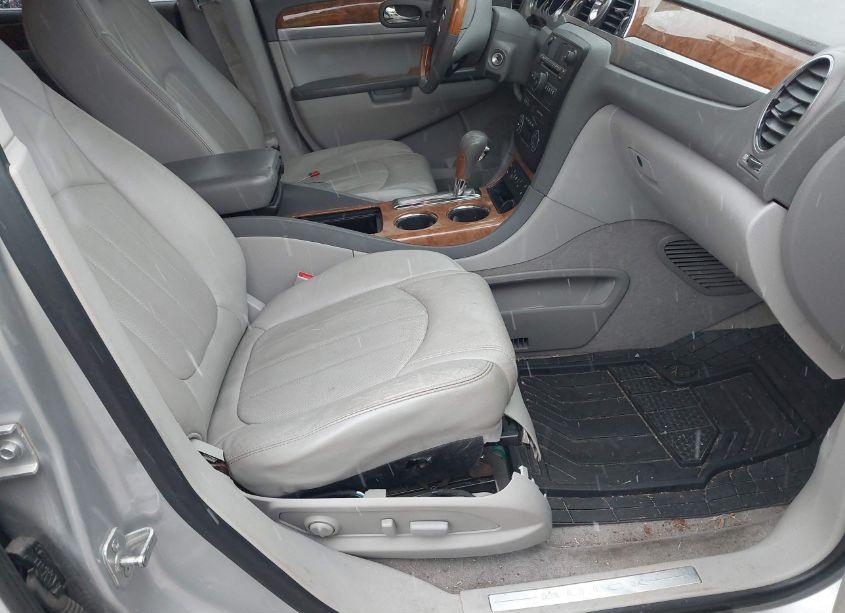 Photo 5 of 2012 Buick Enclave LEATHER (VIN 5GAKRCED0CJ112681)