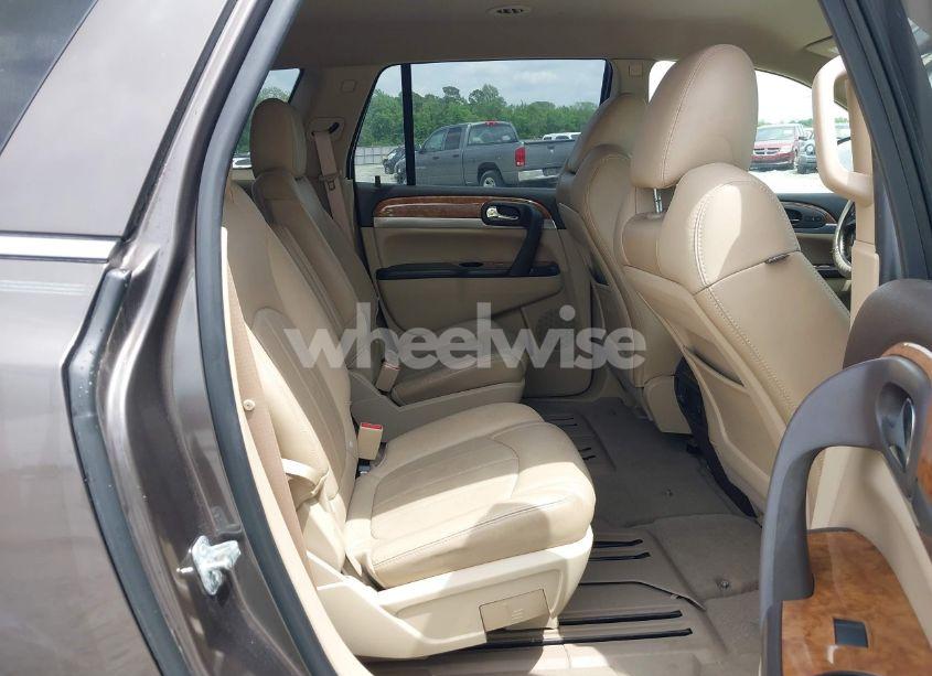 Photo 8 of 2011 Buick Enclave 2XL (VIN 5GAKRCED1BJ346259)