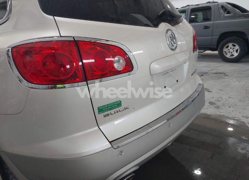 Photo 6 of 2012 Buick Enclave LEATHER (VIN 5GAKRCED2CJ370829)