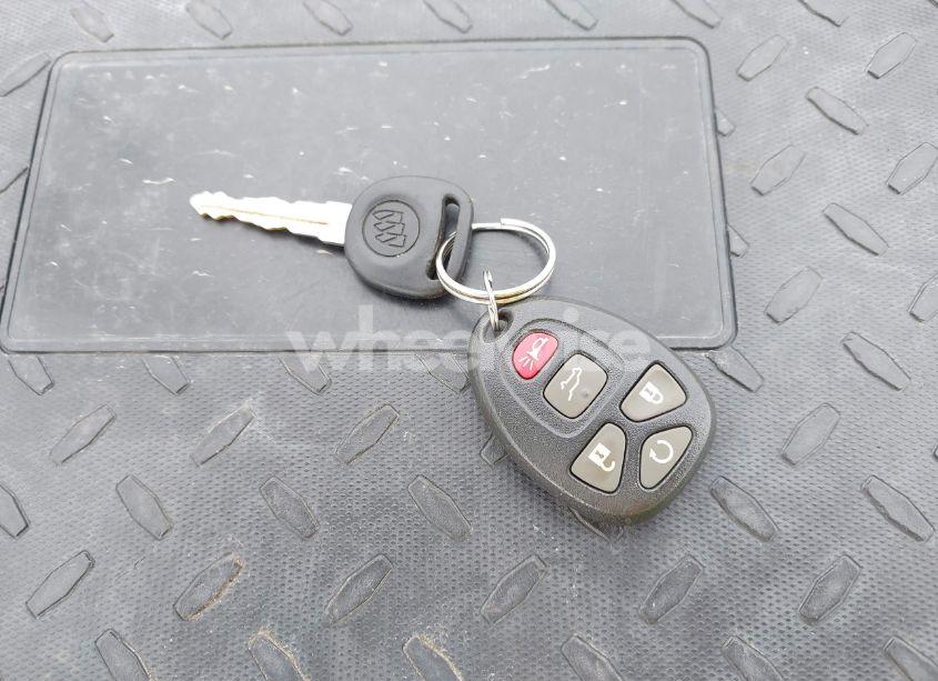 Photo 11 of 2012 Buick Enclave LEATHER (VIN 5GAKRCED5CJ224263)