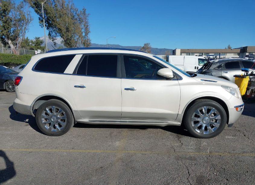 Photo 13 of 2011 Buick Enclave 2XL (VIN 5GAKRCED6BJ206529)