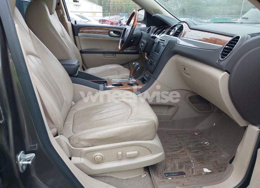 Photo 5 of 2011 Buick Enclave 2XL (VIN 5GAKRCED6BJ309109)