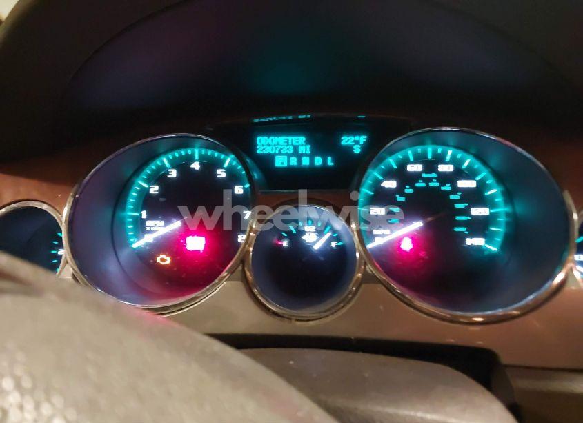 Photo 7 of 2011 Buick Enclave 2XL (VIN 5GAKRCED7BJ342796)