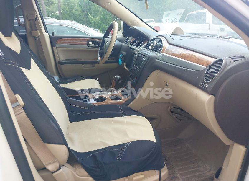 Photo 5 of 2011 Buick Enclave 2XL (VIN 5GAKRCEDXBJ124223)