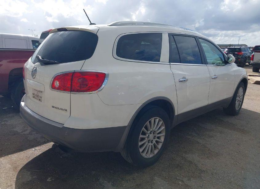 Photo 4 of 2012 Buick Enclave LEATHER (VIN 5GAKRCEDXCJ216997)