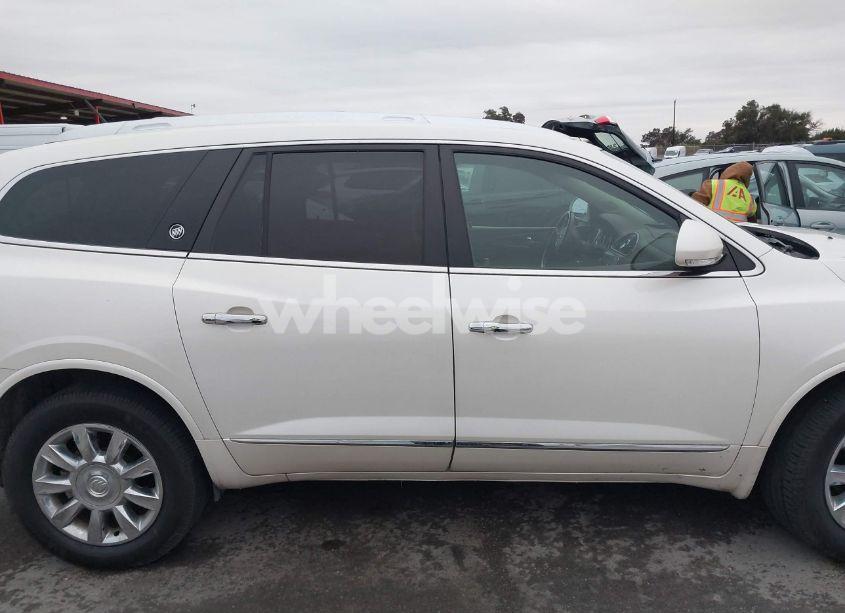 Photo 13 of 2013 Buick Enclave LEATHER (VIN 5GAKRCKD0DJ158050)