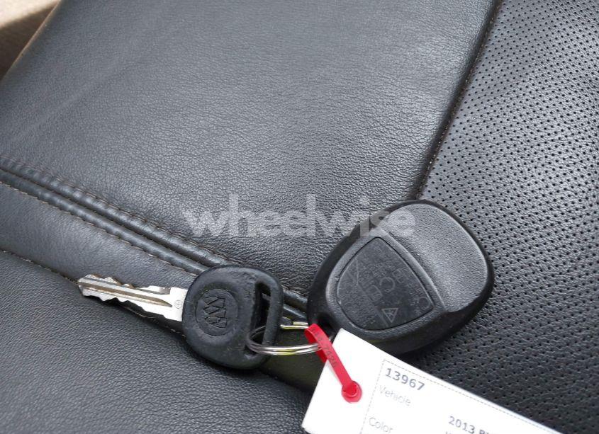 Photo 11 of 2013 Buick Enclave LEATHER (VIN 5GAKRCKD1DJ248274)