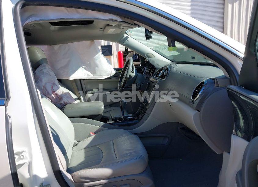 Photo 5 of 2015 Buick Enclave PREMIUM (VIN 5GAKRCKD2FJ192641)