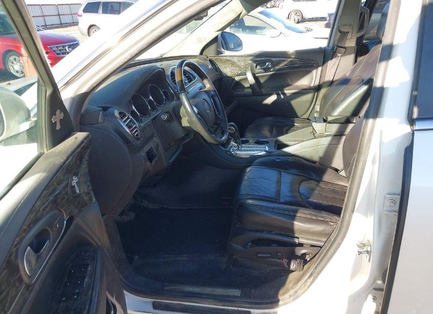 Photo 5 of 2013 Buick Enclave (VIN 5GAKRCKD4DJ125228)