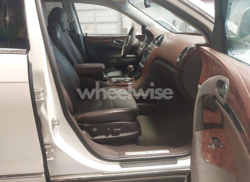 Photo 5 of 2013 Buick Enclave LEATHER (VIN 5GAKRCKD6DJ203539)