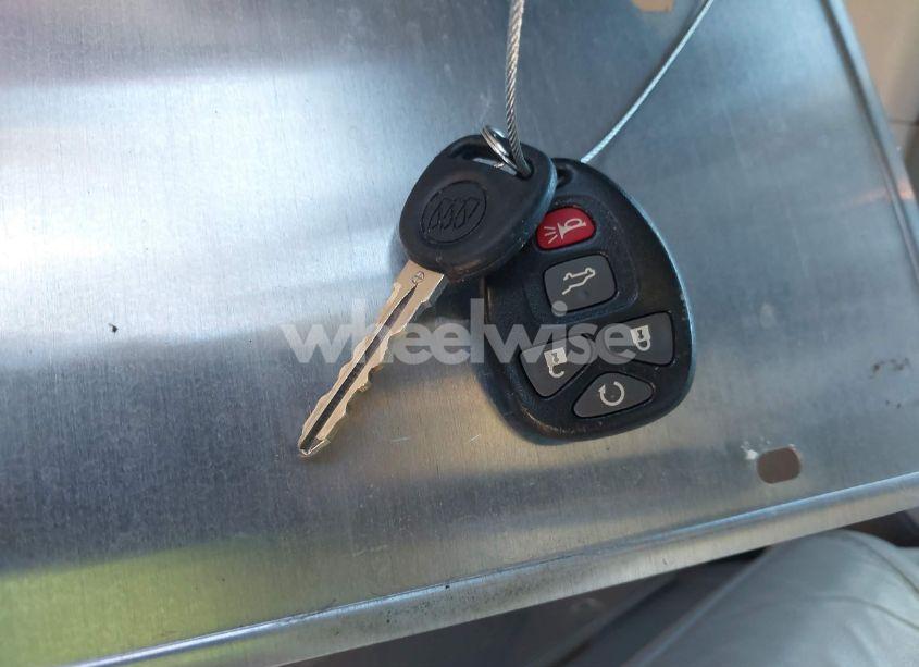 Photo 11 of 2015 Buick Enclave PREMIUM (VIN 5GAKRCKD9FJ292171)