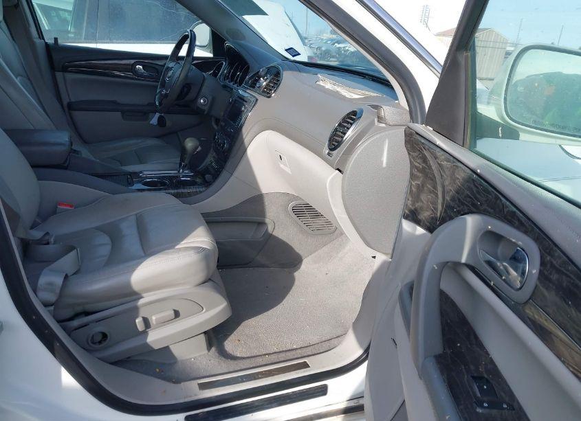 Photo 5 of 2014 Buick Enclave PREMIUM (VIN 5GAKRCKDXEJ216084)