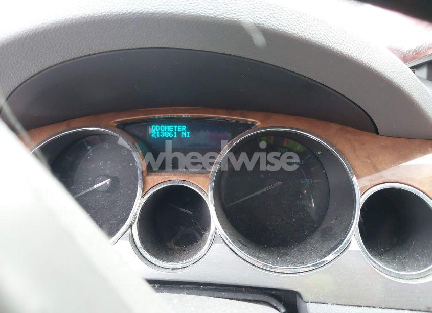 Photo 7 of 2011 Buick Enclave 1XL (VIN 5GAKVBED0BJ151792)