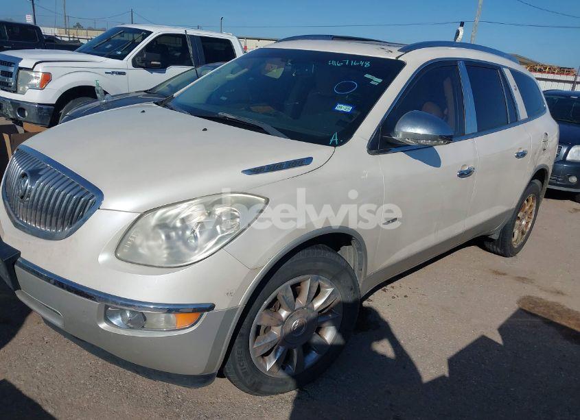 Photo 2 of 2011 Buick Enclave 1XL (VIN 5GAKVBED0BJ378223)