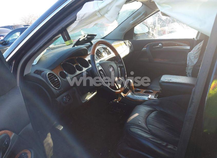 Photo 5 of 2011 Buick Enclave 1XL (VIN 5GAKVBED0BJ396589)