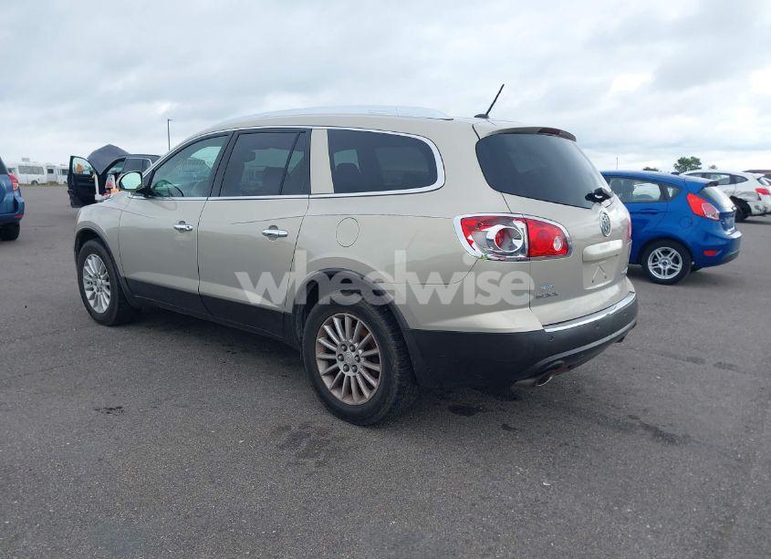 Photo 3 of 2011 Buick Enclave 1XL (VIN 5GAKVBED0BJ411141)