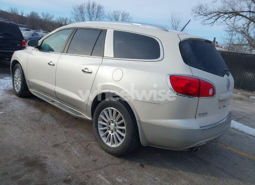 Photo 3 of 2011 Buick Enclave 1XL (VIN 5GAKVBED1BJ114556)