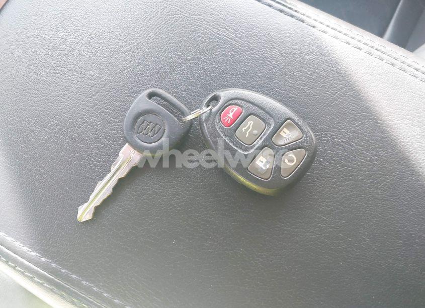 Photo 11 of 2011 Buick Enclave 1XL (VIN 5GAKVBED2BJ219459)