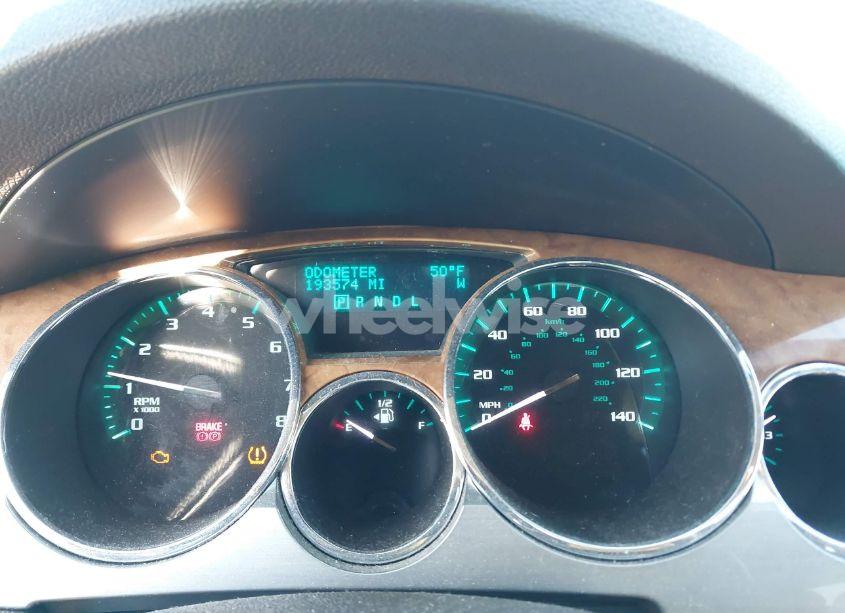 Photo 7 of 2011 Buick Enclave 1XL (VIN 5GAKVBED2BJ307623)