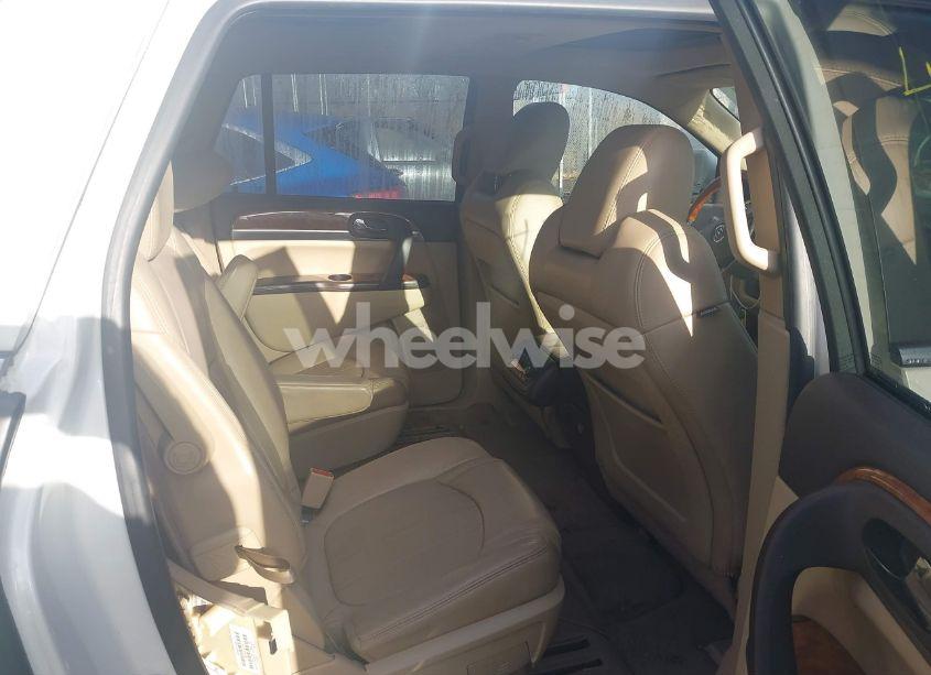 Photo 8 of 2011 Buick Enclave 1XL (VIN 5GAKVBED2BJ419824)