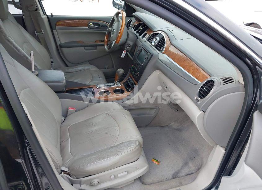 Photo 5 of 2011 Buick Enclave 1XL (VIN 5GAKVBED3BJ335267)