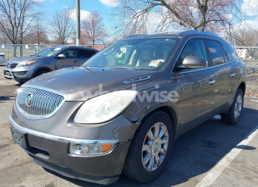 Photo 2 of 2011 Buick Enclave 1XL (VIN 5GAKVBED6BJ103262)