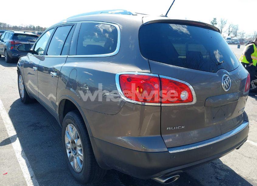 Photo 3 of 2011 Buick Enclave 1XL (VIN 5GAKVBED6BJ103262)