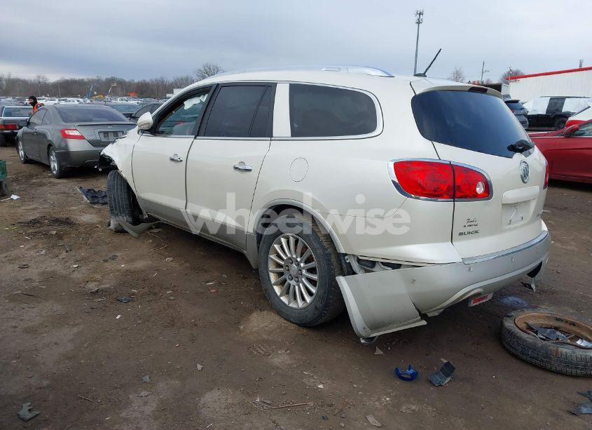 Photo 3 of 2011 Buick Enclave 1XL (VIN 5GAKVBED6BJ262444)