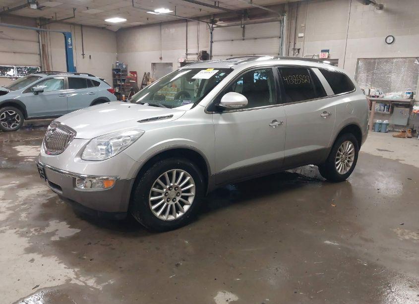 Photo 2 of 2011 Buick Enclave 1XL (VIN 5GAKVBED6BJ394734)